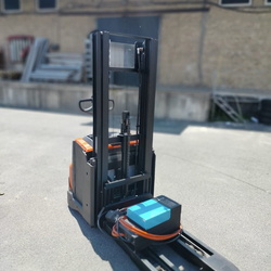 Електричний штабелер TOYOTA SWE120L,